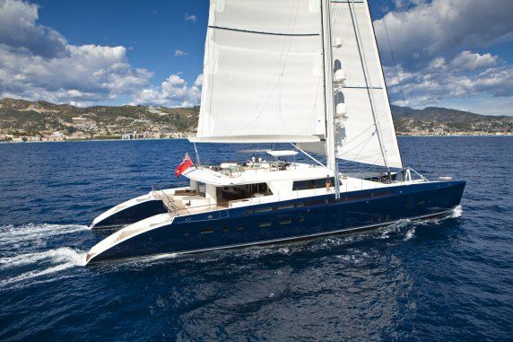 hemisphere catamaran charter